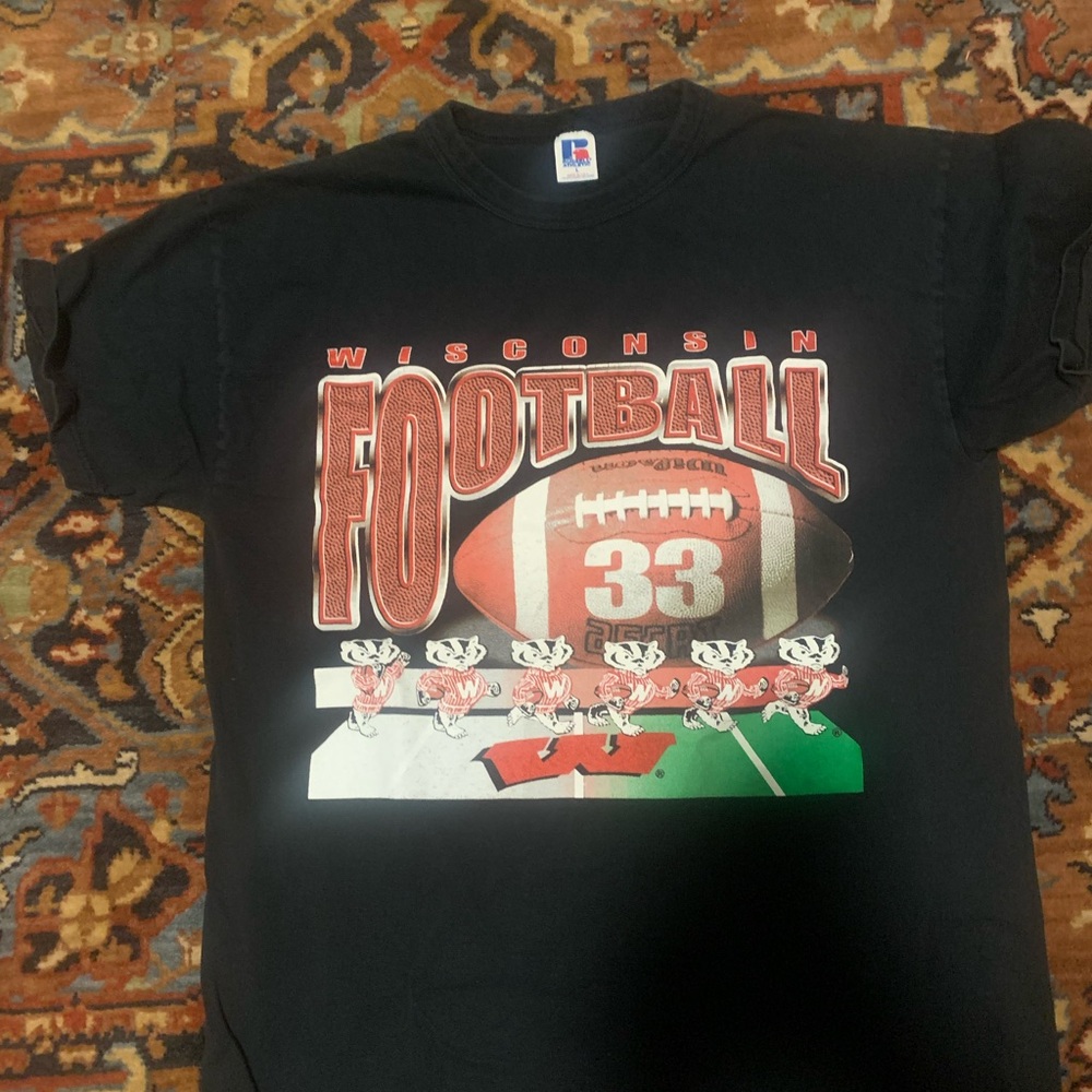 Vintage Wisconsin badgers shirt